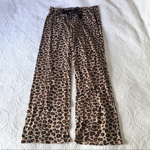Leopard Print Pajama Pants - Picture 5 of 5